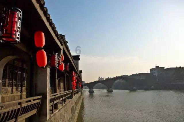 春节对联怎么贴？游戏画面