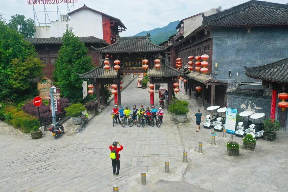 全天候餐酒吧漫享街区！北京三里屯路焕新，抢先看——